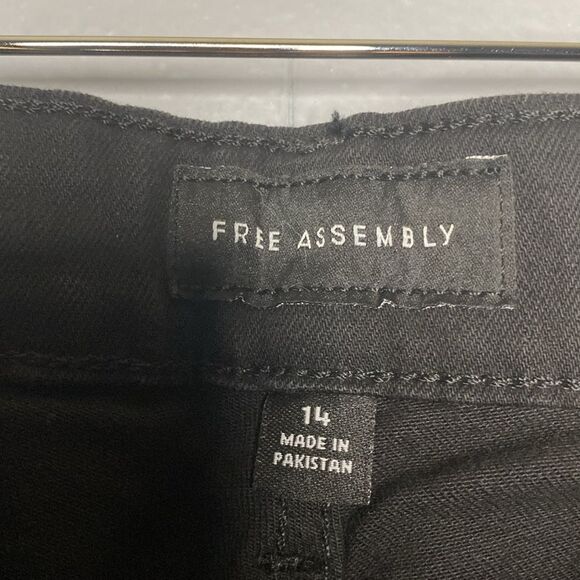 NWT New Free Assembly Black High Rise Skinny Jeans Size 14 - Picture 7 of 12